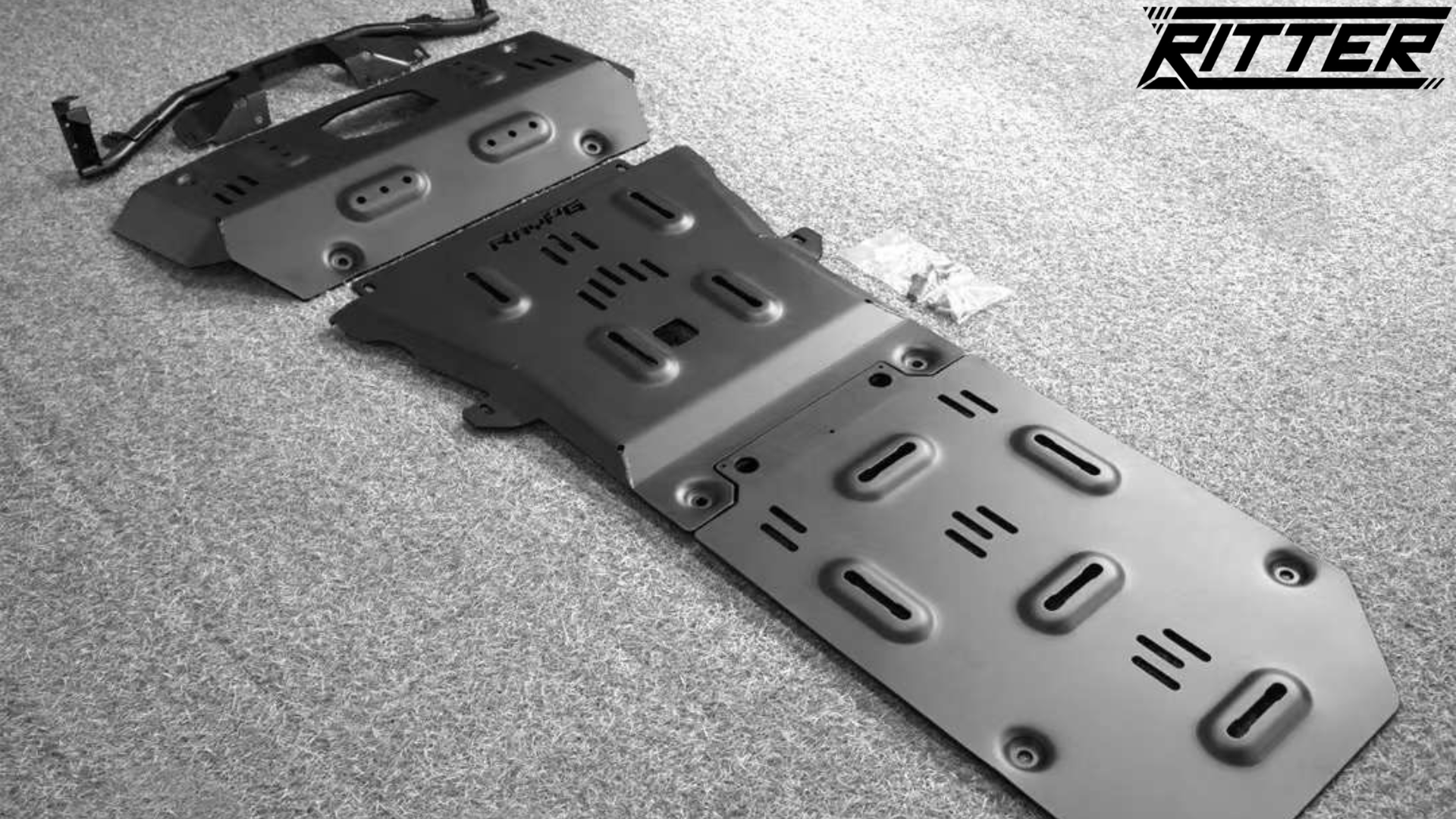 DEFENDER 110 アンダーカバー(※ガソリン車専用) – Ritter DEFENDER 110 アンダーカバー(※ガソリン車専用) – Ritter