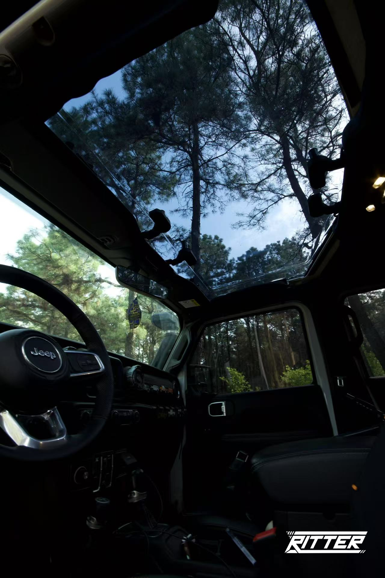 Jeep Wrangler JL/JT スカイトップクリアビュー – Ritter Jeep Wrangler JL/JT スカイトップクリアビュー – Ritter